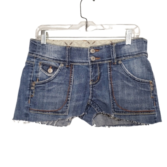 ROCK REVOLUTION LOW RISE CUT OFF JEAN SHORTS SZ 7 - Picture 3 of 4